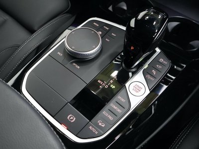 2024 BMW X4 thumbnail 20