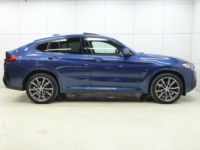 2024 BMW X4 thumbnail 24