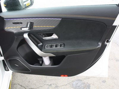 صورة مصغرة 33 لـ 2024 Mercedes-BENZ A-CLASS AMG
