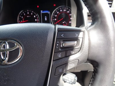 2022 Toyota ALPHARD — фото 26