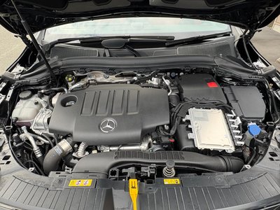2025 Mercedes-BENZ GLA thumbnail 48