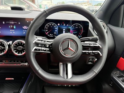 2025 Mercedes-BENZ GLA thumbnail 39