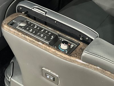 صورة 45 لـ 2020 Toyota VELLFIRE