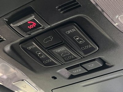 صورة 31 لـ 2020 Toyota VELLFIRE