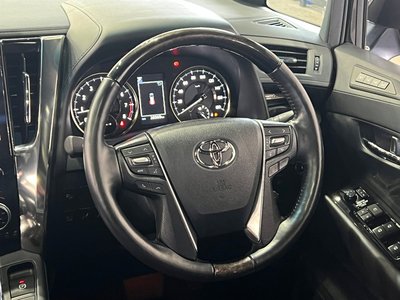 صورة 24 لـ 2020 Toyota VELLFIRE