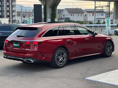 2025 Mercedes-BENZ E-CLASS photo 4