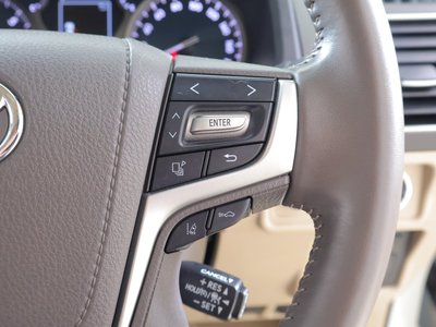 2023 Toyota LAND CRUISER PRADO — миниатюра 19