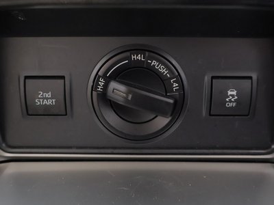 2023 Toyota LAND CRUISER PRADO — миниатюра 22
