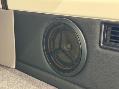 2025 Toyota LAND CRUISER 70 thumbnail 34
