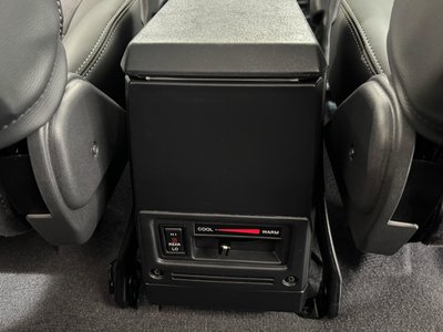 2025 Toyota LAND CRUISER 70 thumbnail 40