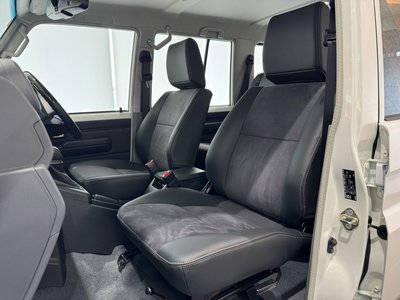 2025 Toyota LAND CRUISER 70 thumbnail 37