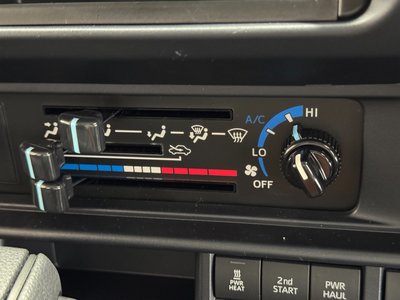 2025 Toyota LAND CRUISER 70 thumbnail 57