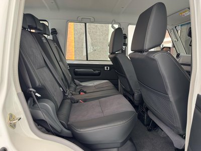 2025 Toyota LAND CRUISER 70 thumbnail 39