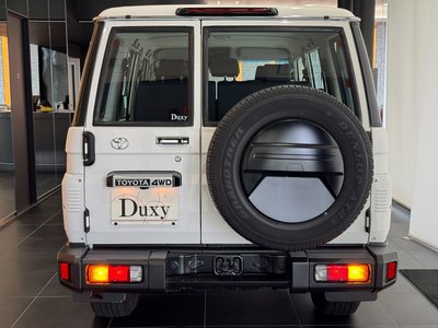 2025 Toyota LAND CRUISER 70 thumbnail 21