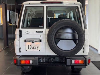 2025 Toyota LAND CRUISER 70 thumbnail 20