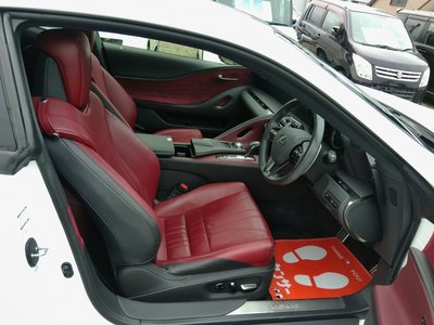 2017 Lexus LC 照片 9