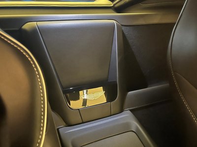2025 Aston Martin VANTAGE — миниатюра 14