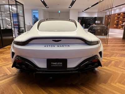 2025 Aston Martin VANTAGE — миниатюра 6