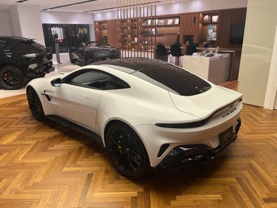 2025 Aston Martin VANTAGE — миниатюра 7
