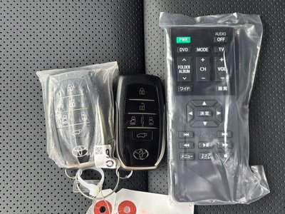 صورة 80 لـ 2025 Toyota ALPHARD