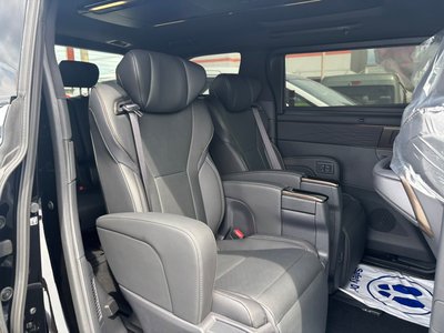 صورة 47 لـ 2025 Toyota ALPHARD