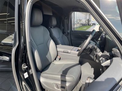 صورة 14 لـ 2025 Toyota ALPHARD