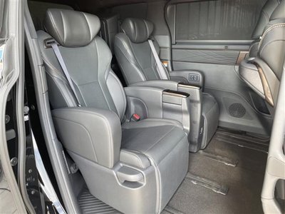 صورة 15 لـ 2025 Toyota ALPHARD