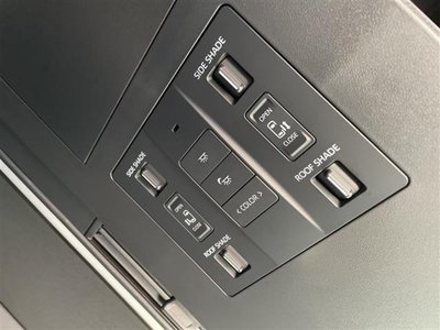 صورة 26 لـ 2025 Toyota ALPHARD