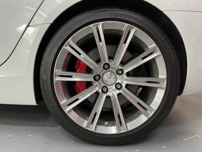 2011 Aston Martin RAPIDE — миниатюра 14