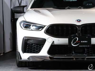 2022 BMW M8 thumbnail 60
