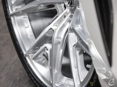 2022 BMW M8 thumbnail 112