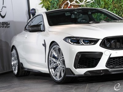 2022 BMW M8 thumbnail 29