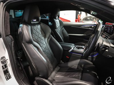 2022 BMW M8 photo 8