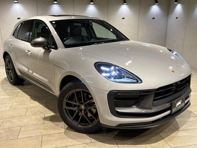 2025 Porsche MACAN photo 9
