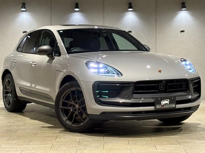 2025 Porsche MACAN photo 8