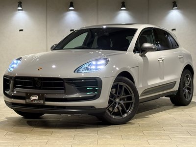 2025 Porsche MACAN photo 5