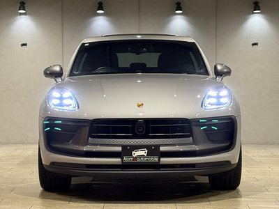 2025 Porsche MACAN photo 11