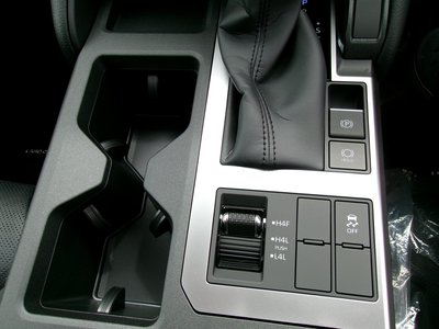 2025 Toyota LAND CRUISER 250 — фото 22