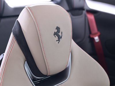 2025 Ferrari ROMA SPIDER — миниатюра 26