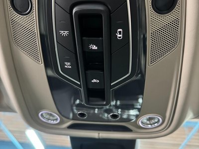 2021 Bentley BENTAYGA 照片 16