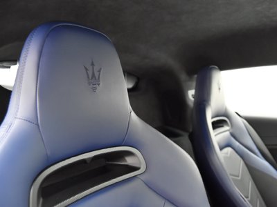 2022 Maserati MC20 — фото 16