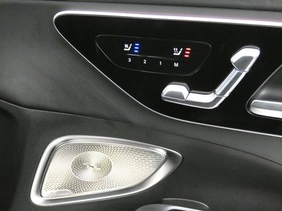 2024 Mercedes-BENZ C-CLASS AMG — фото 11