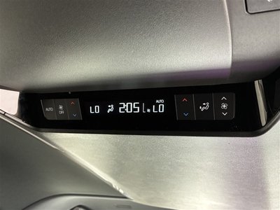 صورة 32 لـ 2026 Toyota ALPHARD