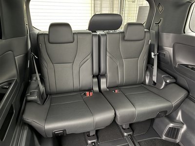 صورة 42 لـ 2026 Toyota ALPHARD