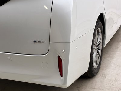 صورة 48 لـ 2026 Toyota ALPHARD