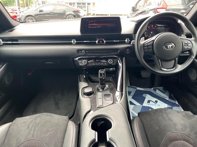2020 Toyota SUPRA photo 2