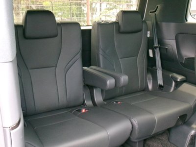 صورة 39 لـ 2024 Toyota ALPHARD