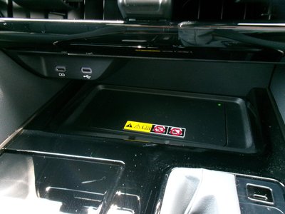 صورة 63 لـ 2024 Toyota ALPHARD