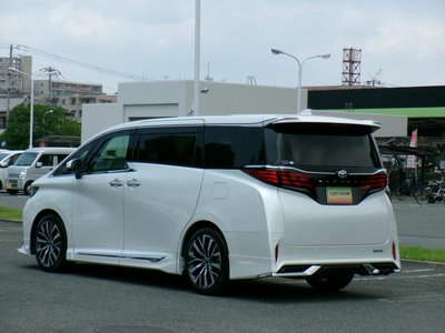 صورة 10 لـ 2024 Toyota ALPHARD