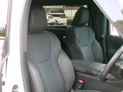 صورة 30 لـ 2024 Toyota ALPHARD